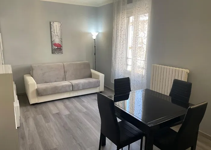 Isola District Chic Stay - Affitti Brevi Italia